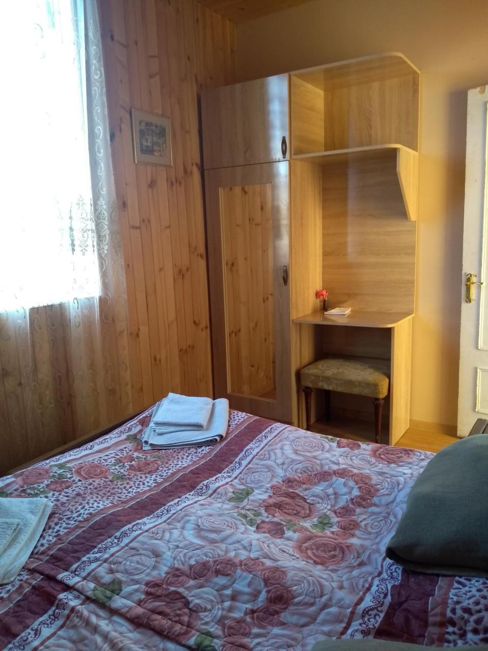Guest House Guliada Gordi ภายนอก รูปภาพ